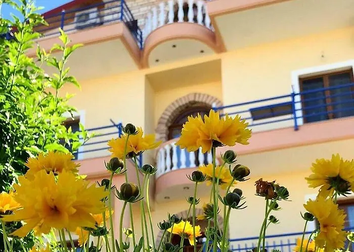 Vila Laura Pasha
