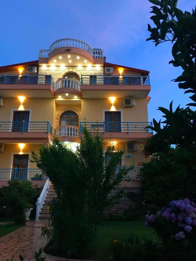 Vila Laura Pasha * Ksamil